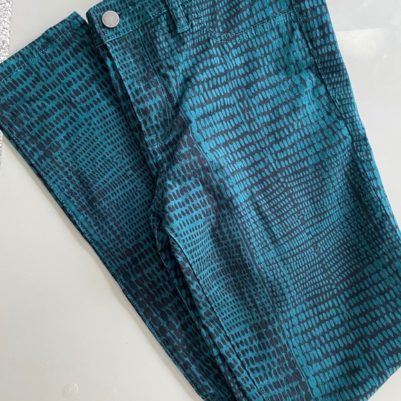 CALVIN KLEIN PATTERNED DENIMS - Picture 5 of 11